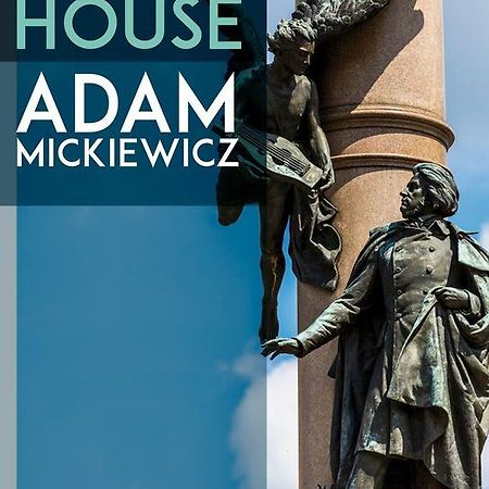 Guest House Adam Mickiewicz Λβιβ Εξωτερικό φωτογραφία